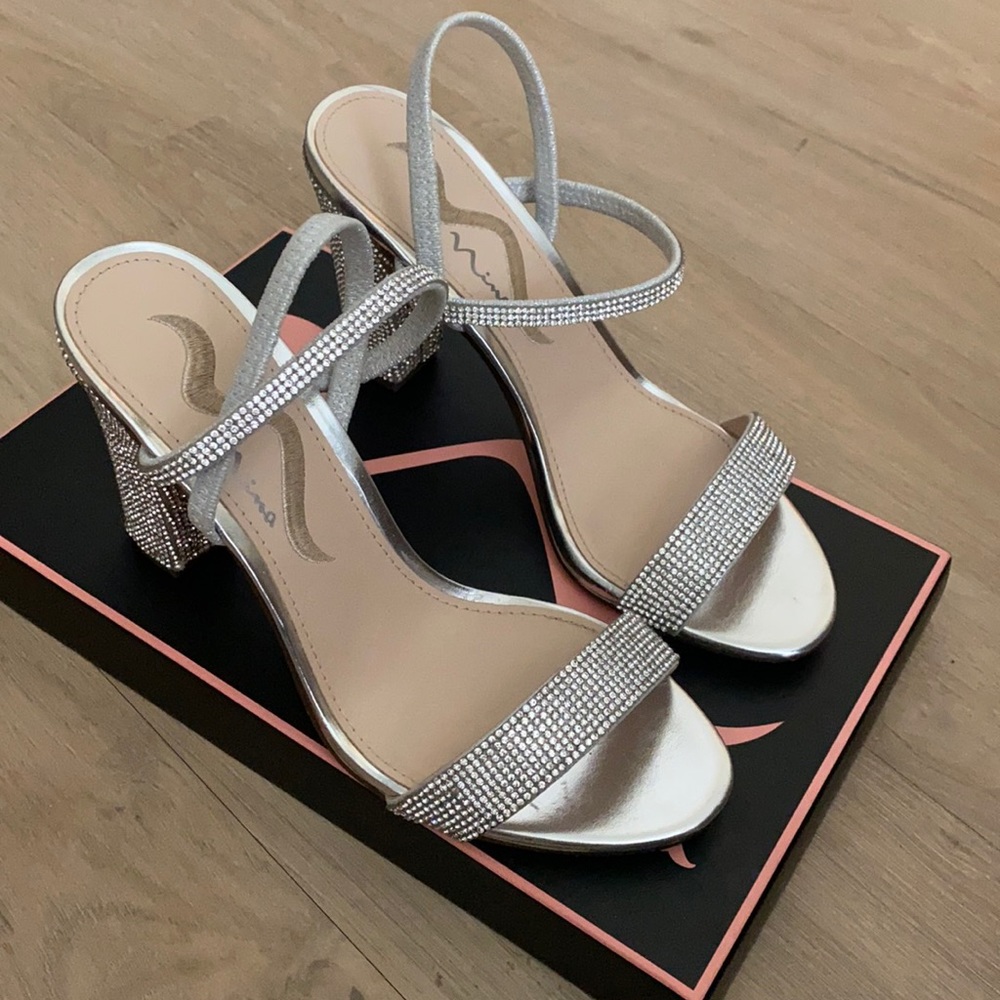 Nina Sanchia Slingback Sandal Silver Heels